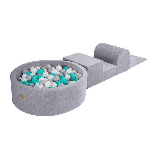 Bällebad in Babyblau mit Samtbezug
